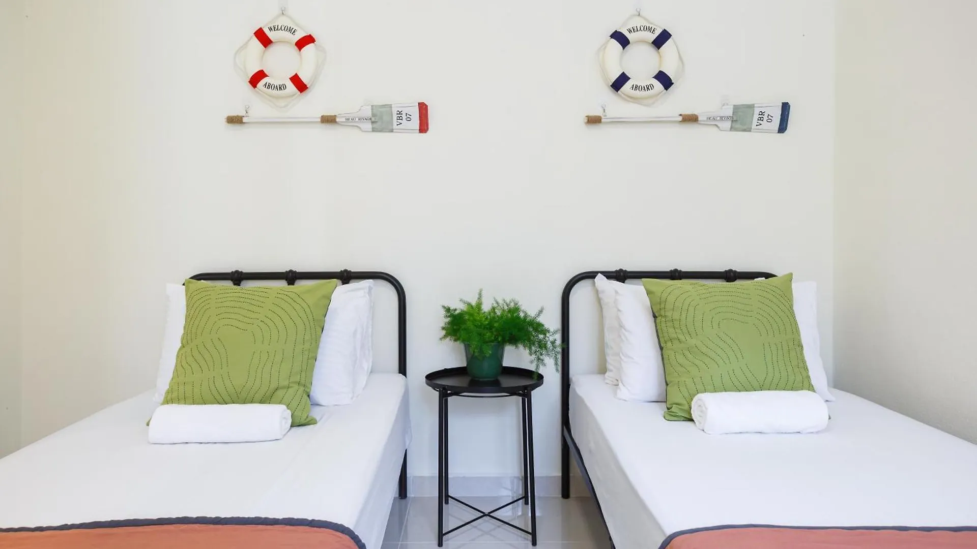 דירה באטו פרינג'י Ees Paddle House - Homestay 3 Min Walk To Beach